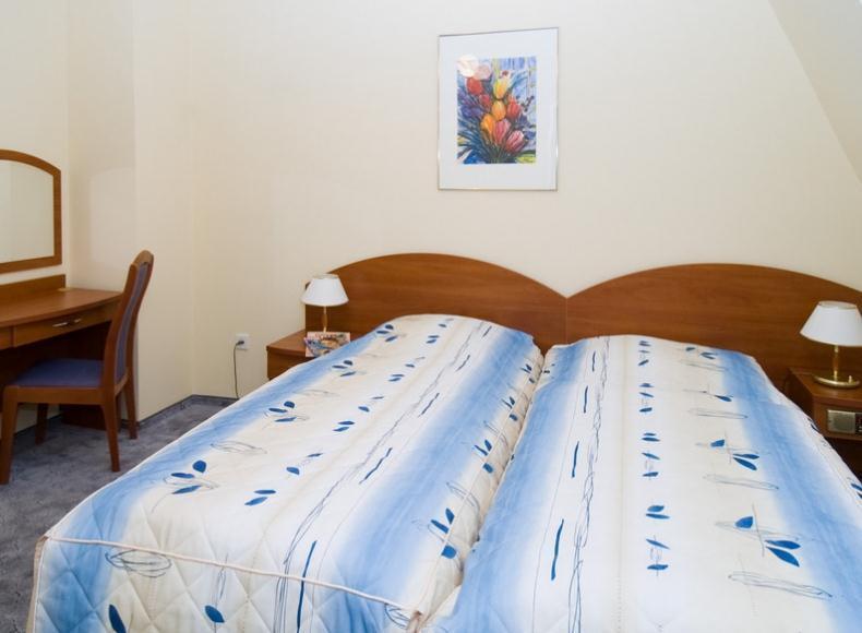 Dom Zdrojowy Hotel Swieradow-Zdroj Bilik gambar