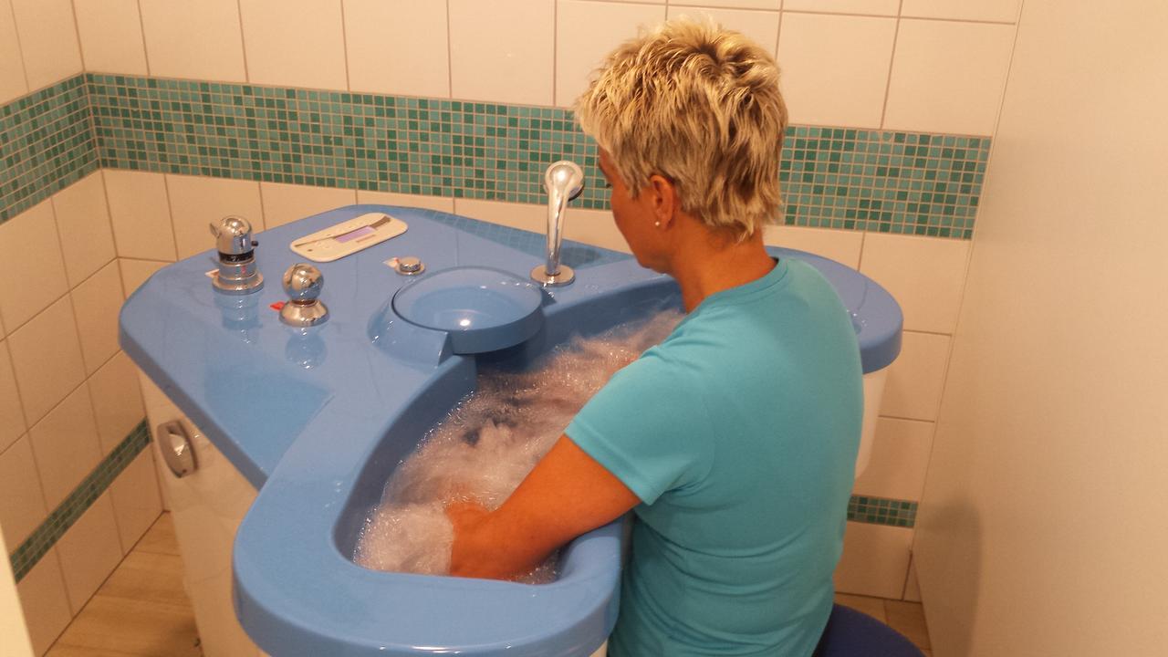 Dom Zdrojowy Hotel Swieradow-Zdroj Luaran gambar